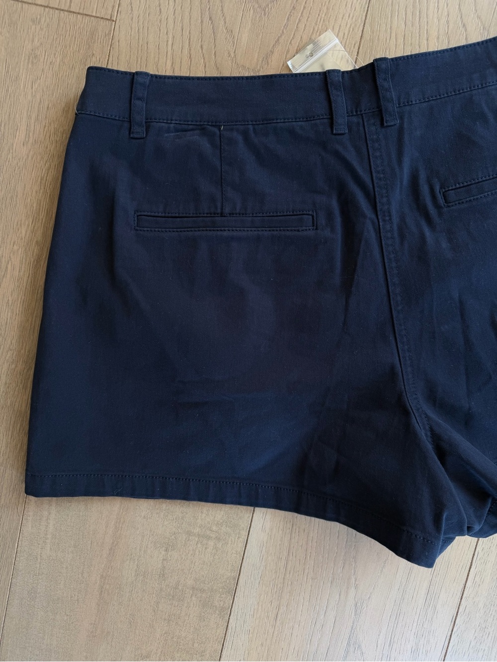 J. Crew Heritage Pleated Cotton Chino Shorts 3” Navy Size 8 NWT - Picture 7 of 7